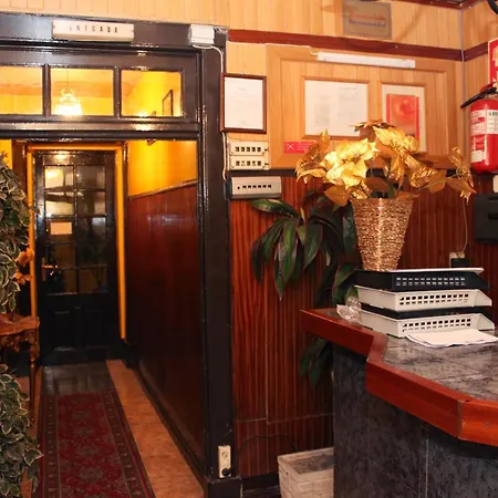 Guest house Mikotania 3*