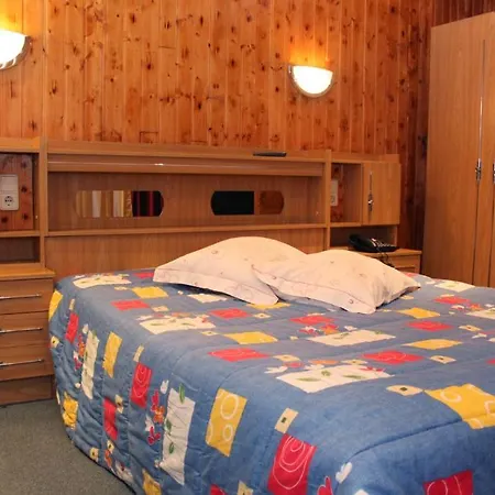 Guest house Mikotania 3*