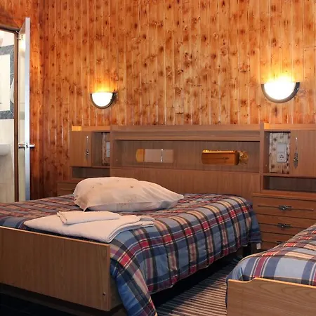 Guest house Mikotania